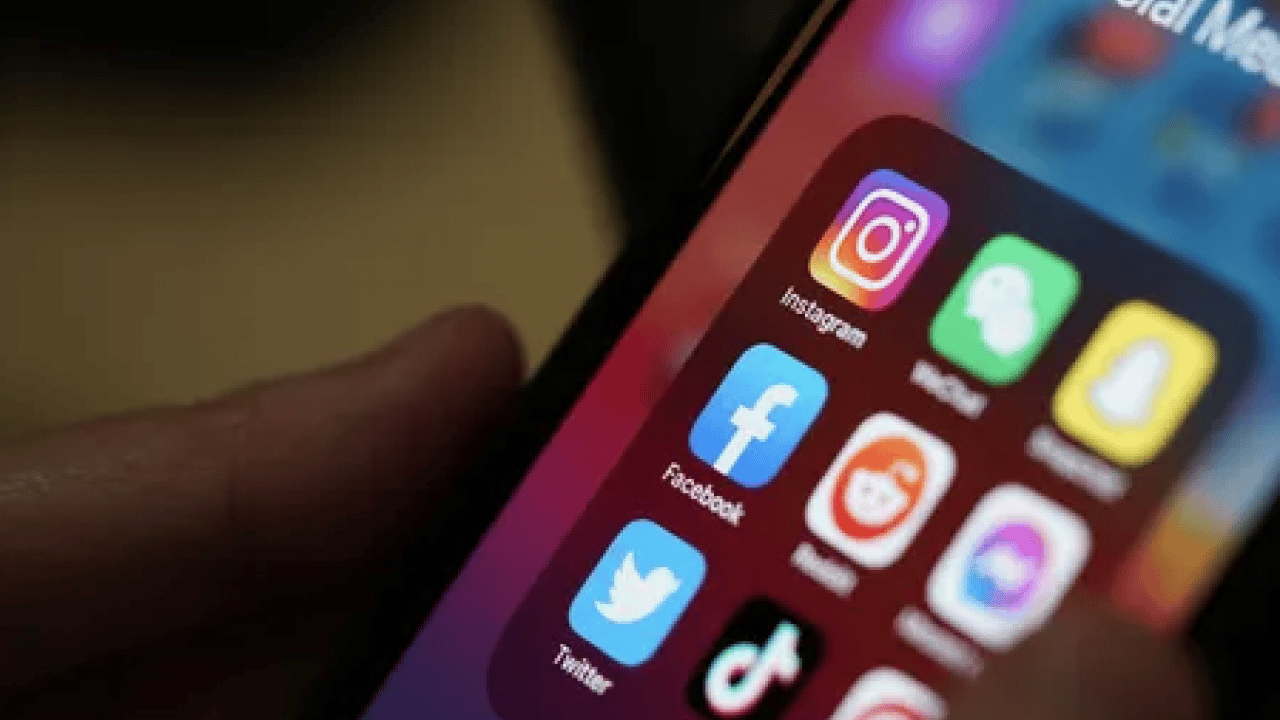 Foto - Tehlike büyük: Sosyal medyada filtreli mükemmellik, gerçek benliğiniz yavaşça siliniyor! Uzmanı işaret ediyor