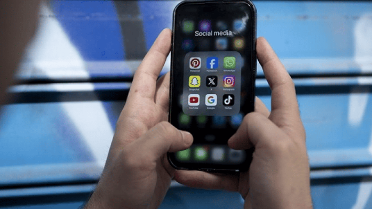 Foto - Tehlike büyük: Sosyal medyada filtreli mükemmellik, gerçek benliğiniz yavaşça siliniyor! Uzmanı işaret ediyor