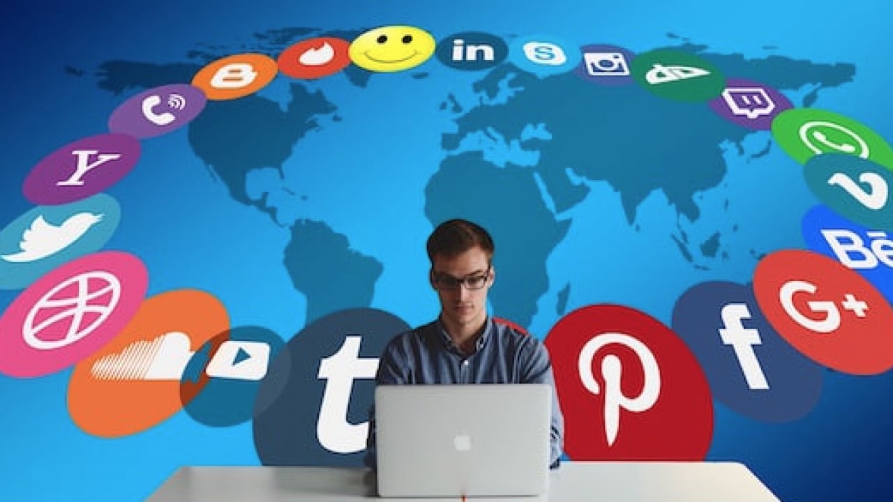 Foto - Tehlike büyük: Sosyal medyada filtreli mükemmellik, gerçek benliğiniz yavaşça siliniyor! Uzmanı işaret ediyor