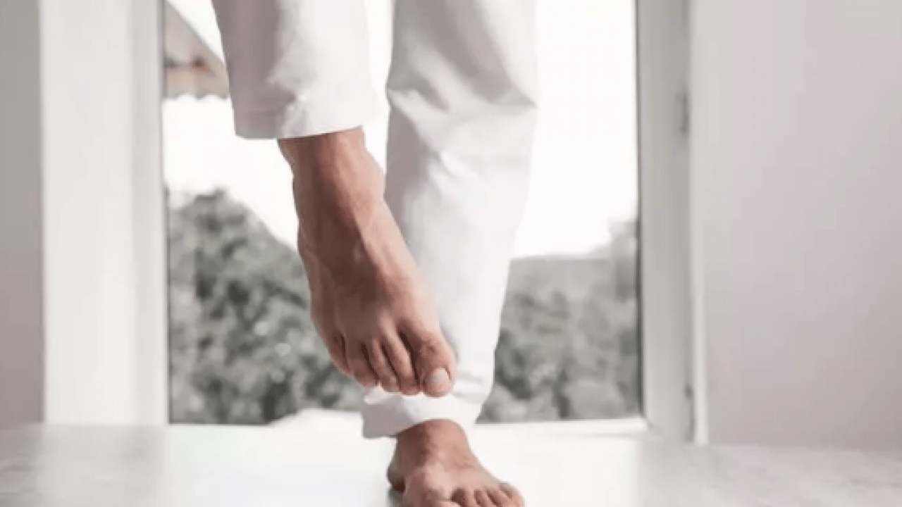 Foto - Tek ayak testi viral oldu: Beden yaşınızı öğrenin!