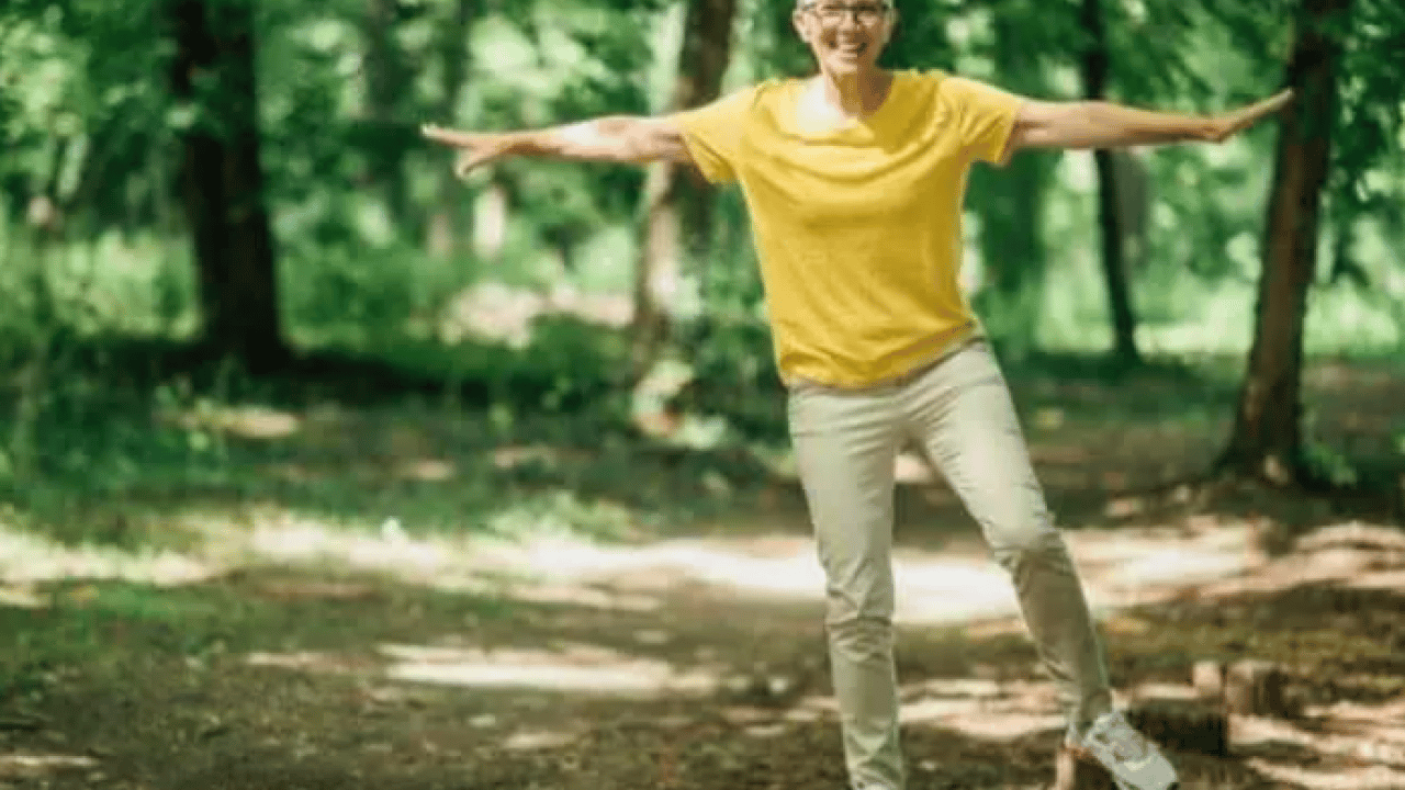 Foto - Tek ayak testi viral oldu: Beden yaşınızı öğrenin!