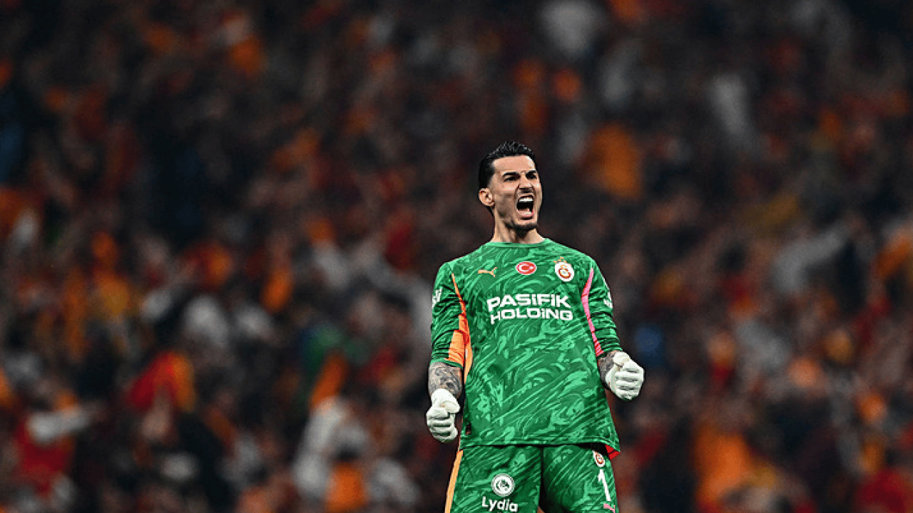 Foto - Tek başına takımı sırtladı! Uğurcan Çakır Muslera'yı unutturdu