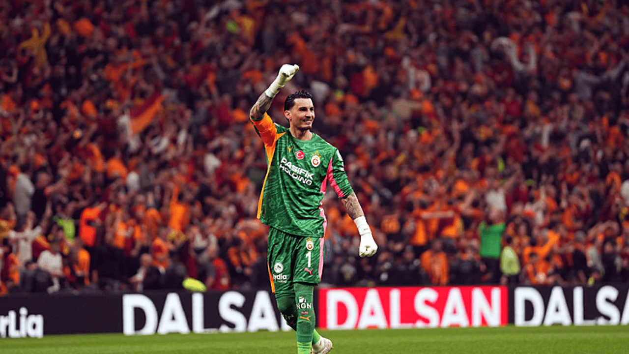 Foto - Tek başına takımı sırtladı! Uğurcan Çakır Muslera'yı unutturdu