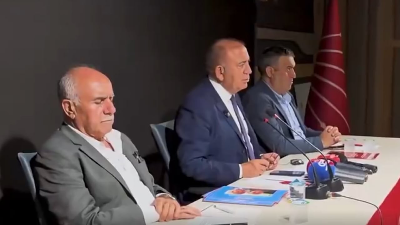 Foto - Tekin, CHP’nin kirli çamaşırlarını ortaya döktü! Utanmaz, arlanmazlar!