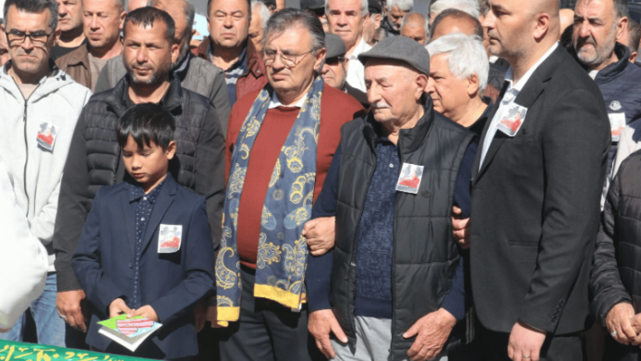 Foto - Teknik direktör Engin Fırat son yolculuğuna uğurlandı