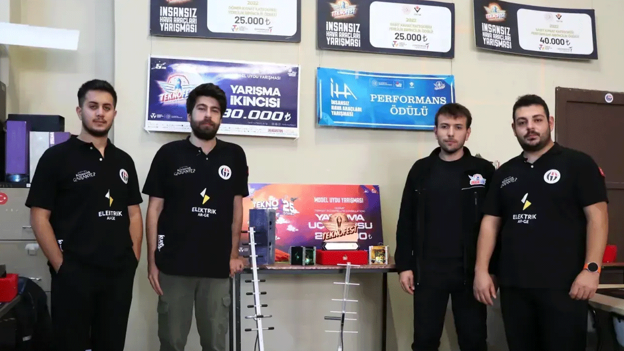 Foto - TEKNOFEST 2025'e damga vurmuşlardı! Gaziantep Üniversitesi öğrencileri NASA'yı gözüne kestirdi