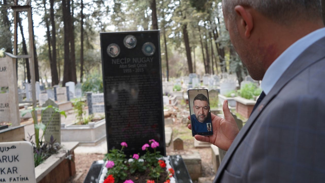 Teknoloji burada da devreye girdi! Artık kabir ziyaretleri görüntülü yapılıyor