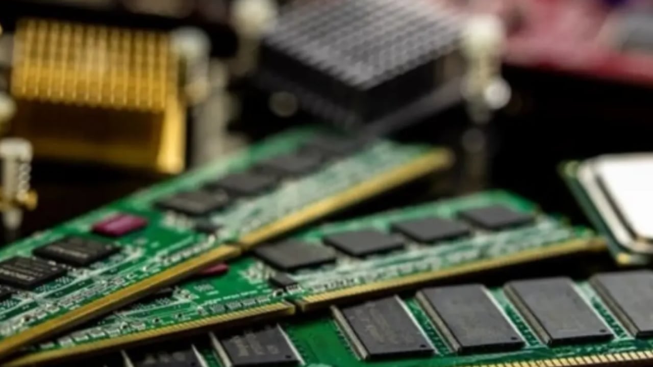 Foto - Teknolojide arz-talep dengesi yerle bir oldu! Yapay zeka RAM’leri yuttu! Bilgisayar ve telefon fiyatlarında ‘RAM’ zammı alarmı