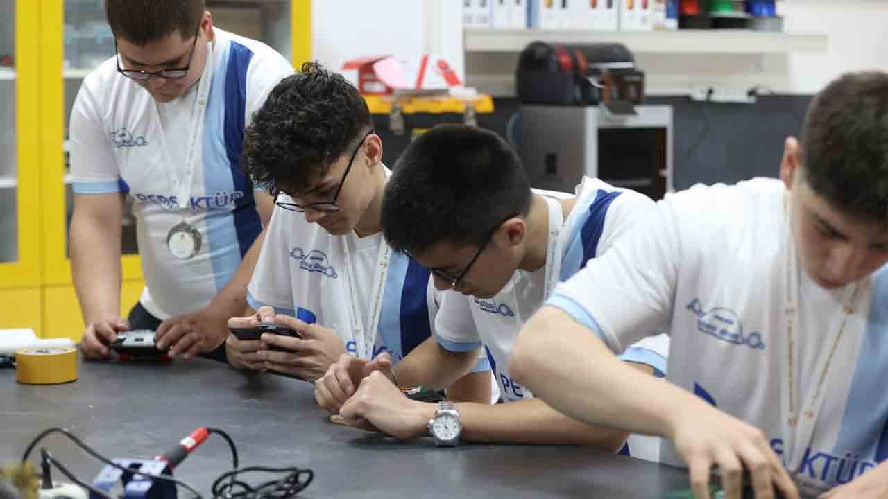 Foto - Teknolojide gençlerin ayak sesleri: Türk öğrencilerden ses getiren başarı