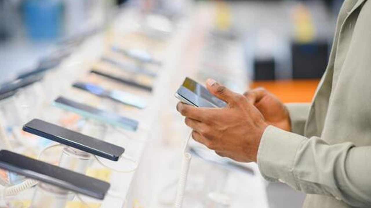 Foto - Telefon almak isteyenleri yıkan haber! Yeni kriz yolda