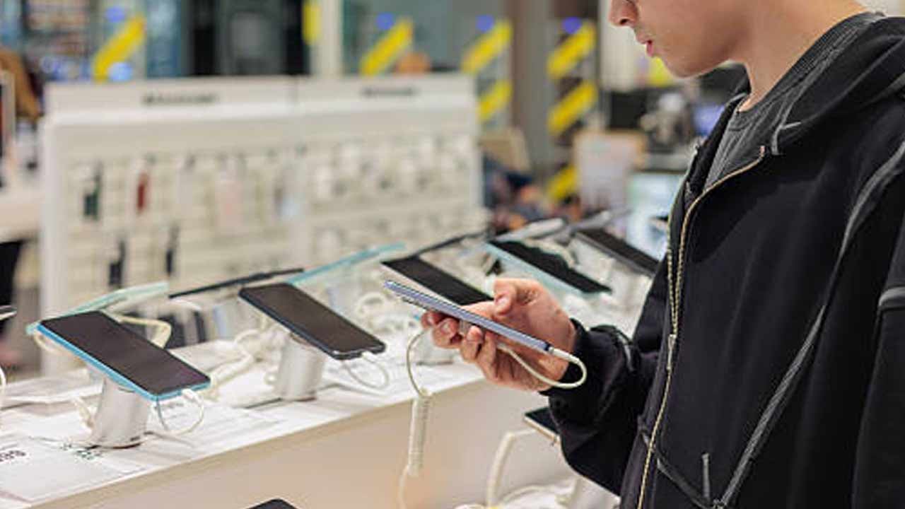 Foto - Telefon almak isteyenleri yıkan haber! Yeni kriz yolda