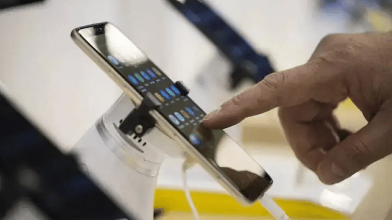 Foto - Telefon sahipleri dikkat: 2 gün sonra kullanamayacaksınız