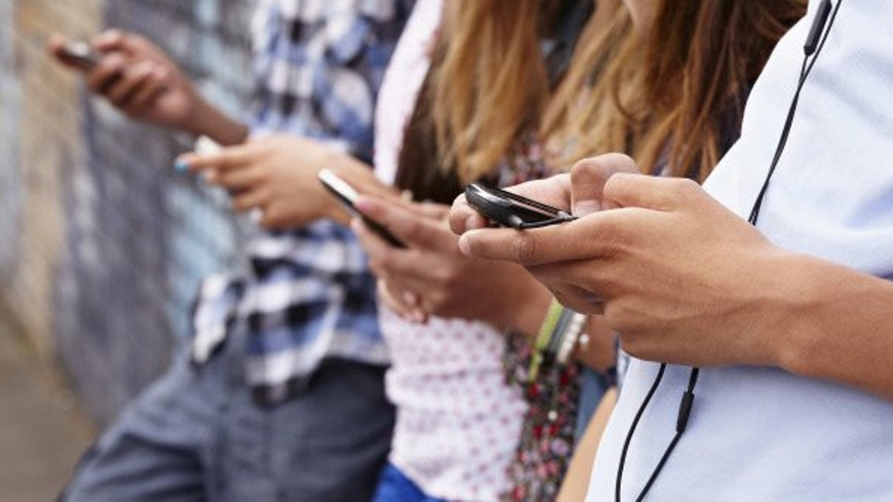 Telefonlarda yeni dönem resmen başlıyor! Dengeleri değiştirecek karar öncesi herkes elini çabuk tutsun