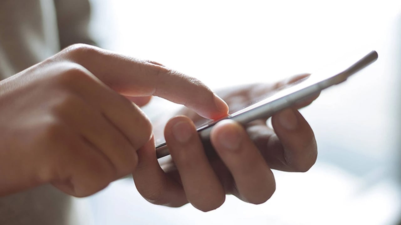 Foto - Telefonunuz sizi dinliyor mu? Masum uygulama izinlerinin karanlık yüzü