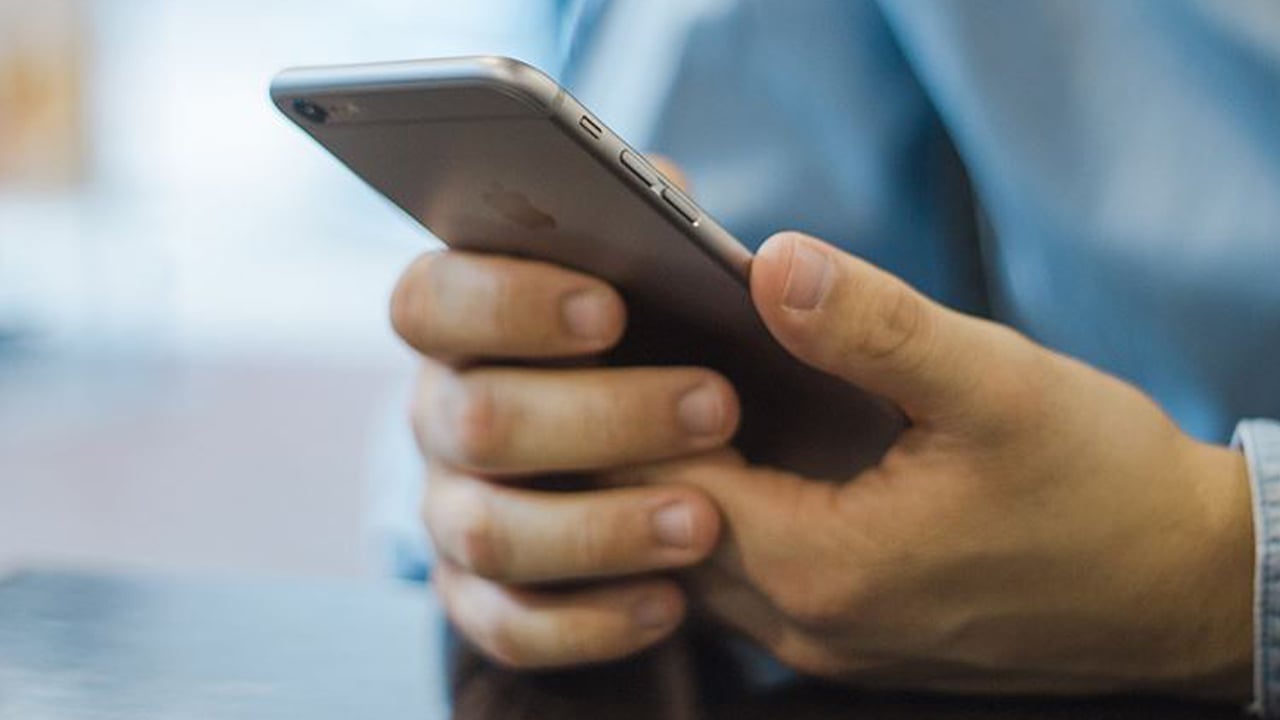 Foto - Telefonunuz sizi dinliyor mu? Masum uygulama izinlerinin karanlık yüzü