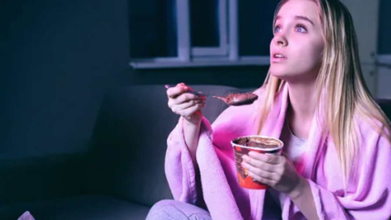 Foto - Televizyon karşısında atıştıranlar dikkat! Erken ölüm riski ve hastalıklar kapıya geliyor...