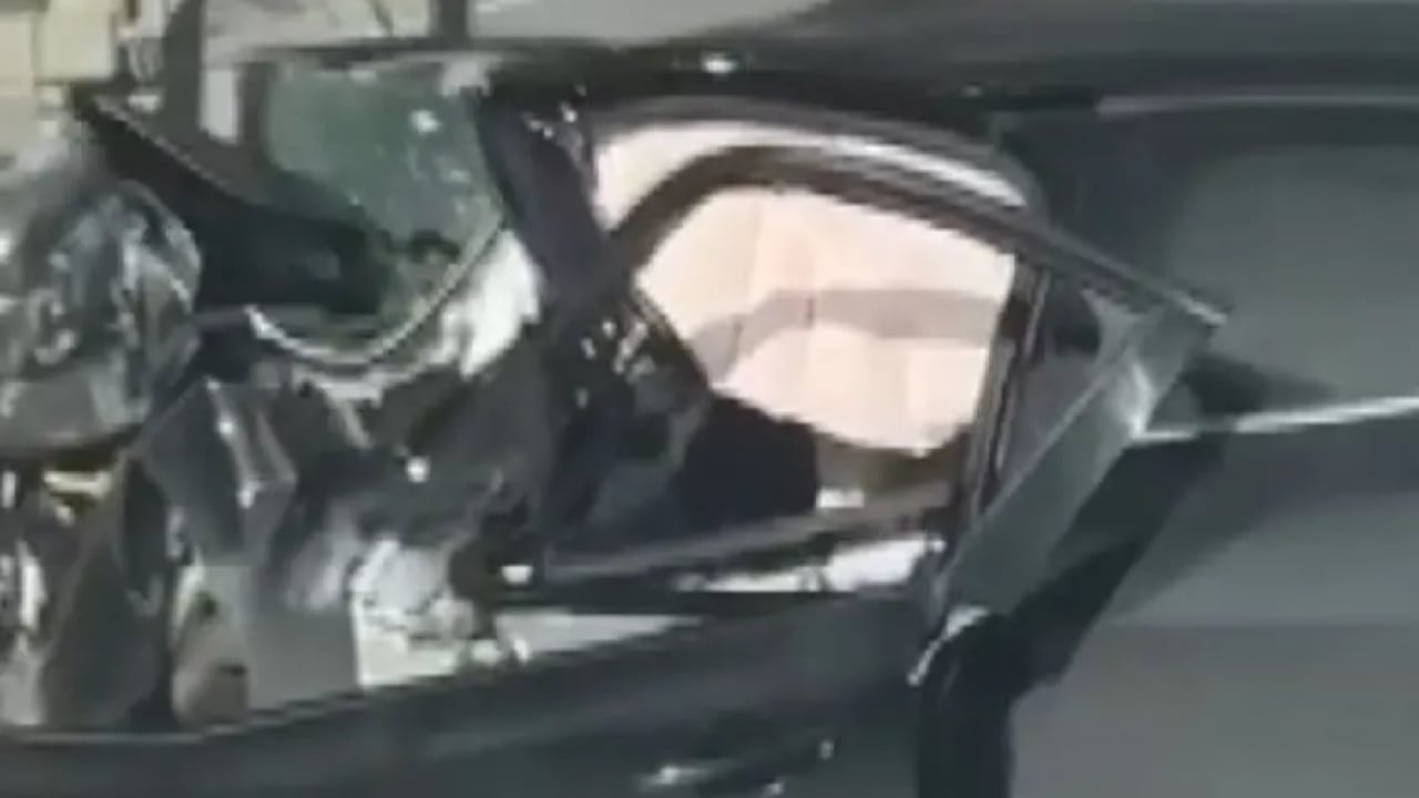 Foto - TEM Otoyolu’nda feci kaza: Beton bariyer anne ile oğlunu hayattan kopardı 