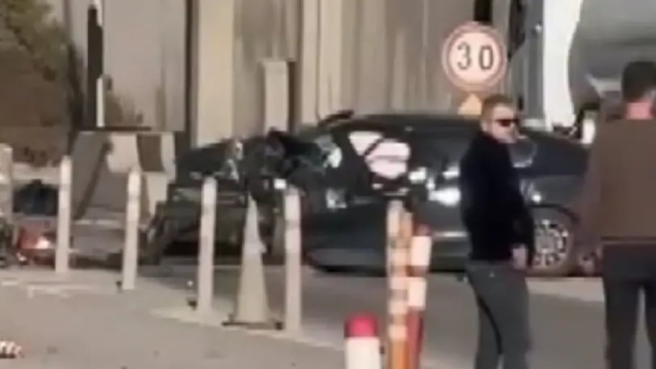 Foto - TEM Otoyolu’nda feci kaza: Beton bariyer anne ile oğlunu hayattan kopardı 