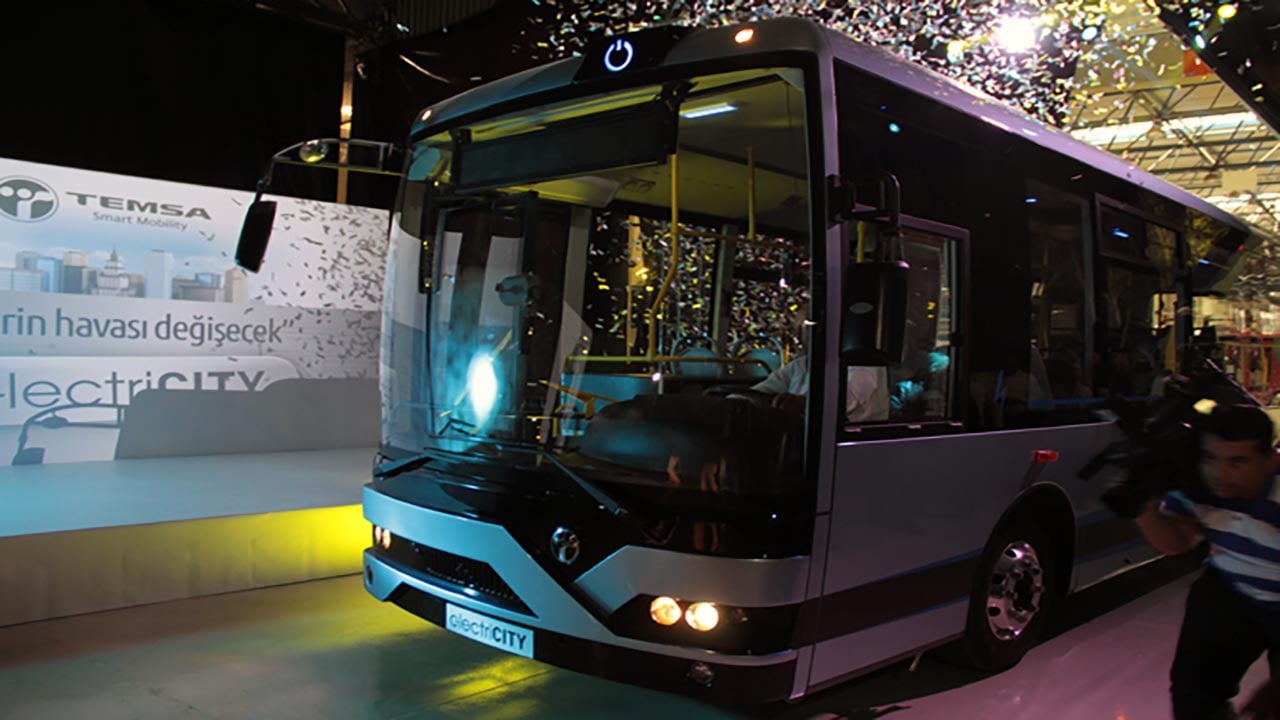 Foto - TEMSA’dan büyük başarı! Avrupa'ya elektrikli otobüs teslimatı