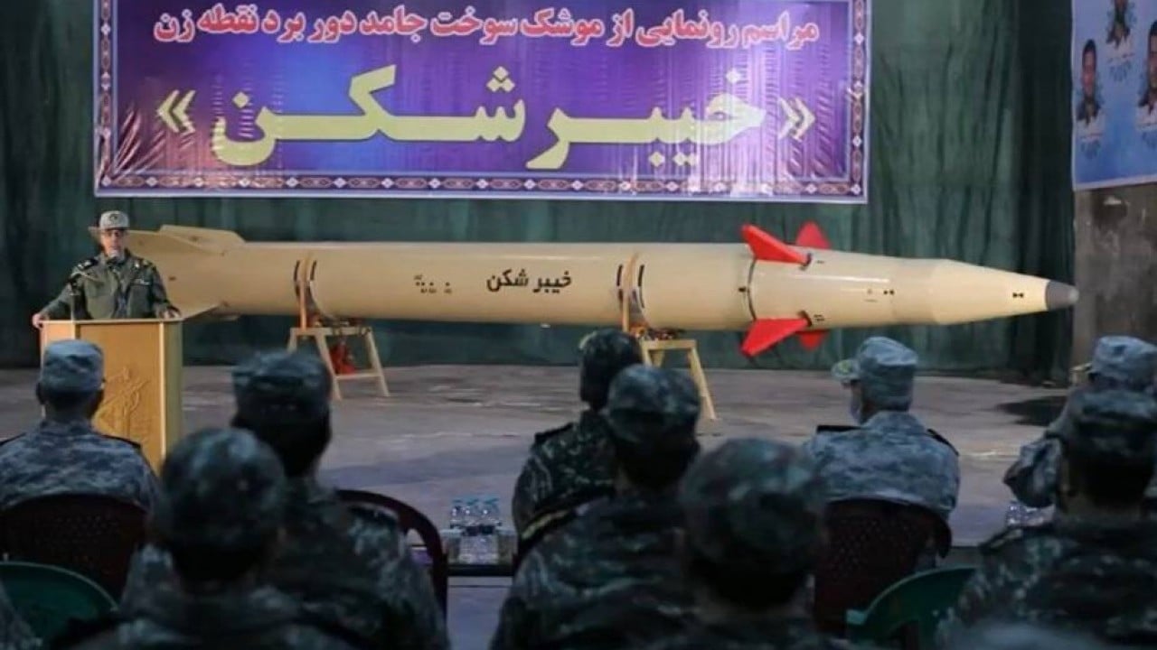 Foto - Tepeleri attı, korkunç silah devreye alınıyor: Kheibar Shekan-4 füzesi sığınaktan çıkarıldı