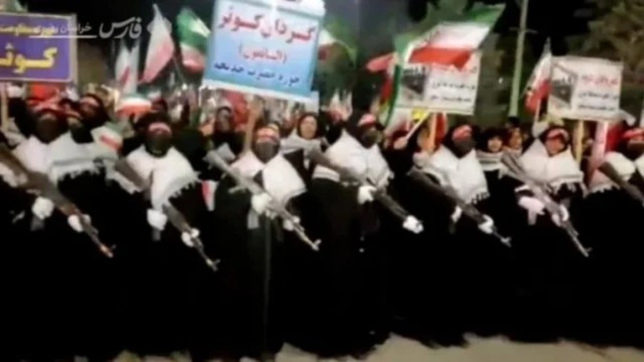 Foto - Tepeleri attı, onlar da harekete geçti: Silah kuşanıp meydanlara indiler