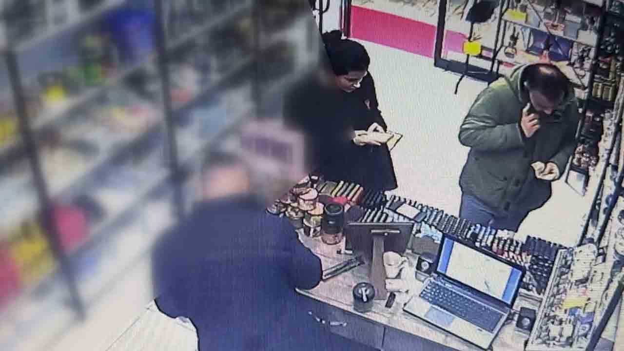 Foto - Tereyağından kıl çeker gibi tokatlıyorlar: Esnafı şaşkına çeviren dolandırıcılık