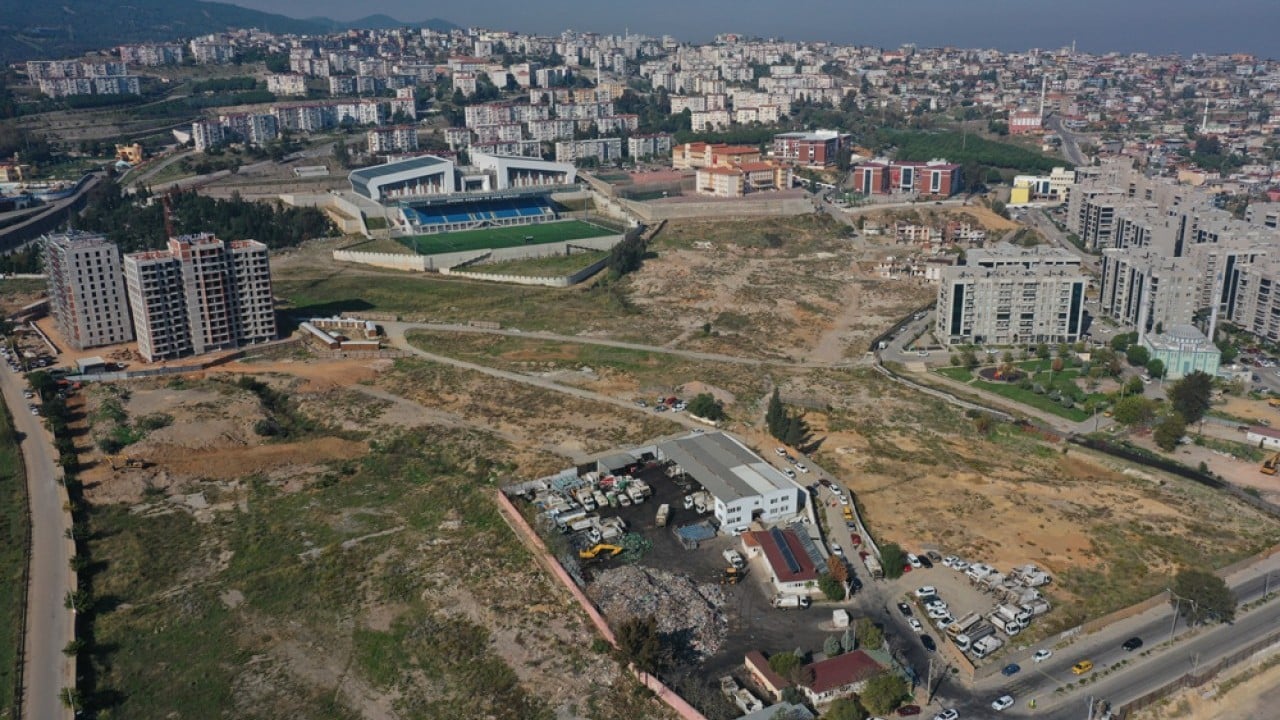 Foto - ‘Terlik koysan ona oy veririm’ inadının sonu! Vatandaş ev istiyor CHP çöp döküyor