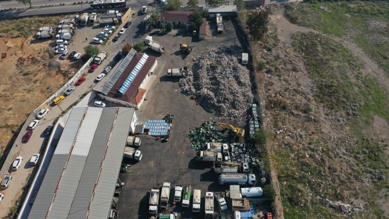 Foto - ‘Terlik koysan ona oy veririm’ inadının sonu! Vatandaş ev istiyor CHP çöp döküyor
