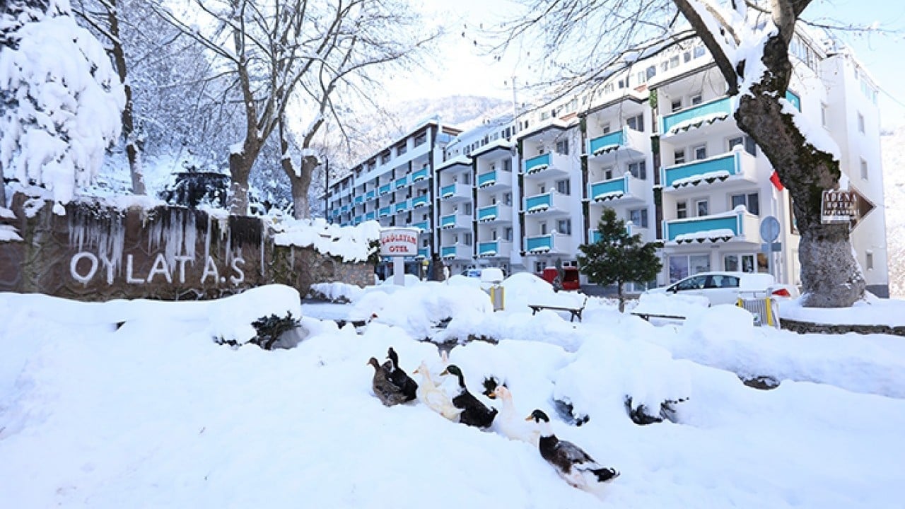 Foto - Termal tesislerde boş yer yok!