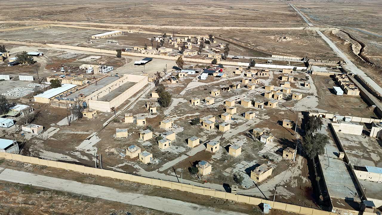 Foto - Terör örgütü YPG/SDG, DEAŞ'lı teröristleri serbest bırakılmıştı! Şeddadi'deki hapishane görüntülendi