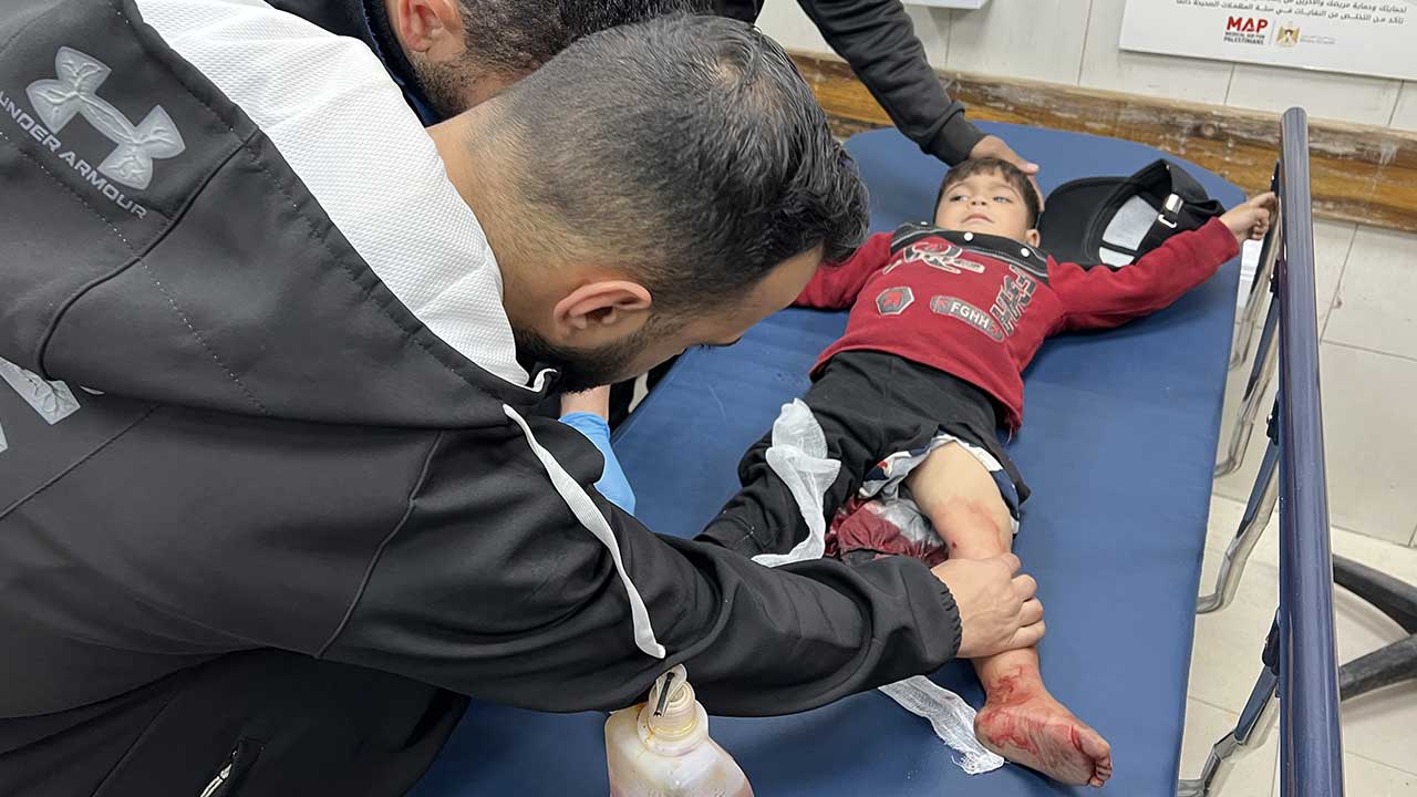 Foto - Terörist İsrail'den ramazan günü kalleşlik