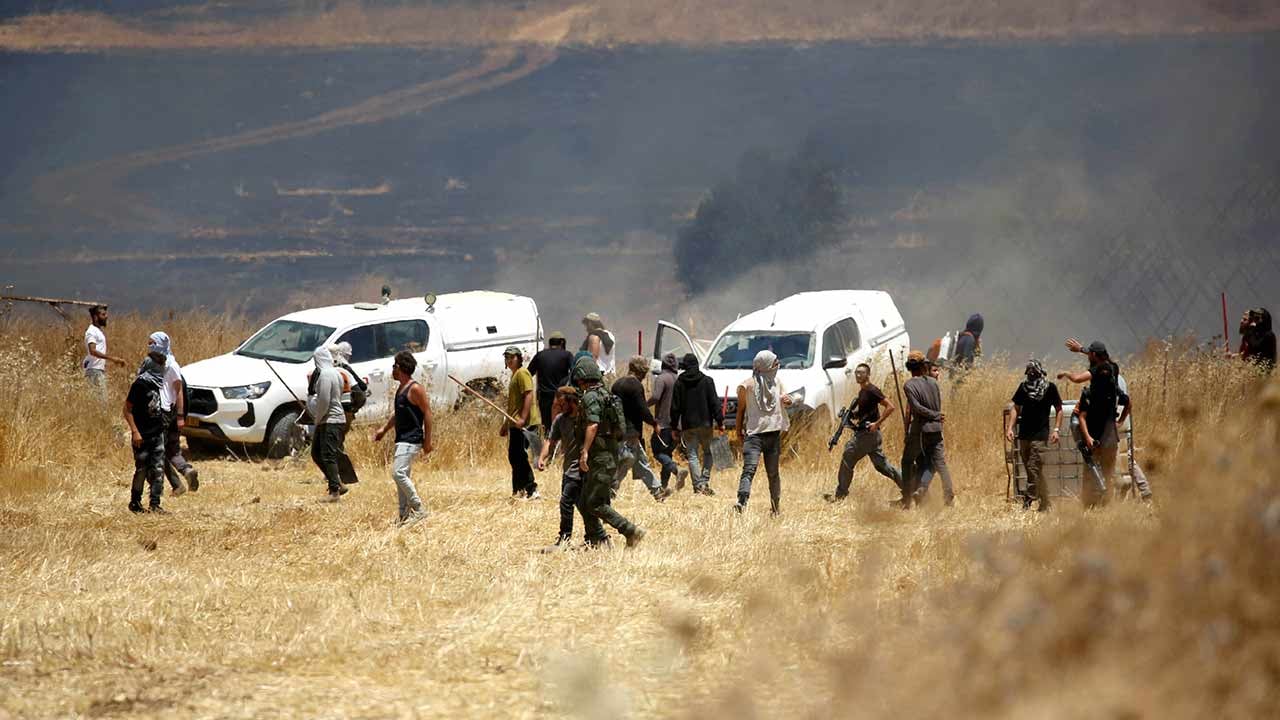 Foto - Teröristler yangın çıkardı! Müslümanların arazilerini ateşe verdiler!