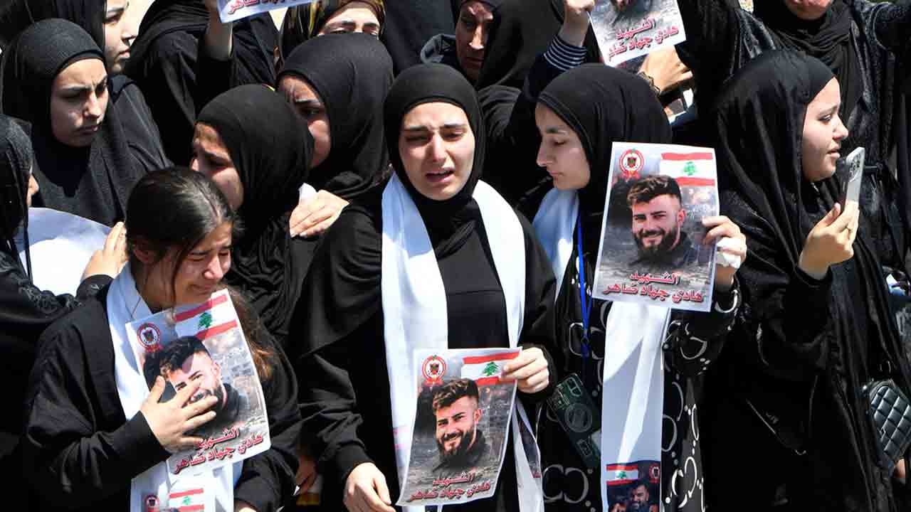 Foto - Teröristlerin katlettiği siviller için gözyaşları sel oldu