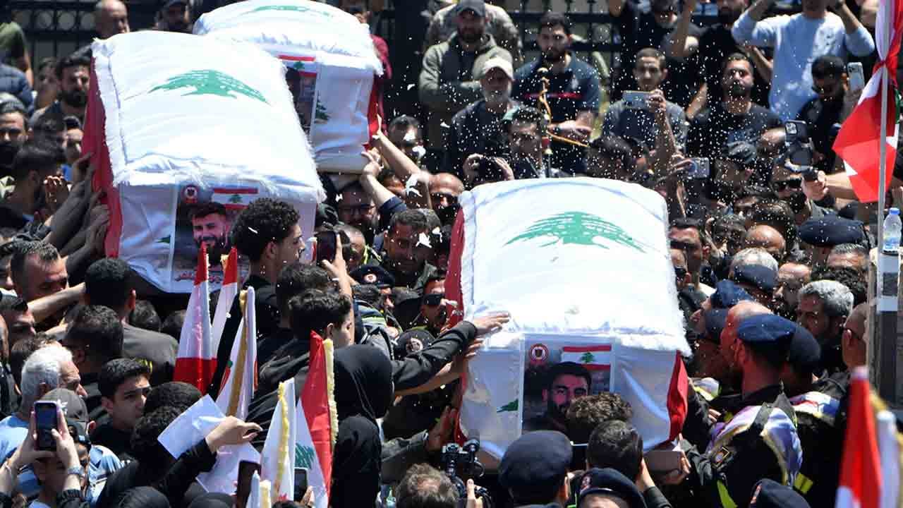 Foto - Teröristlerin katlettiği siviller için gözyaşları sel oldu