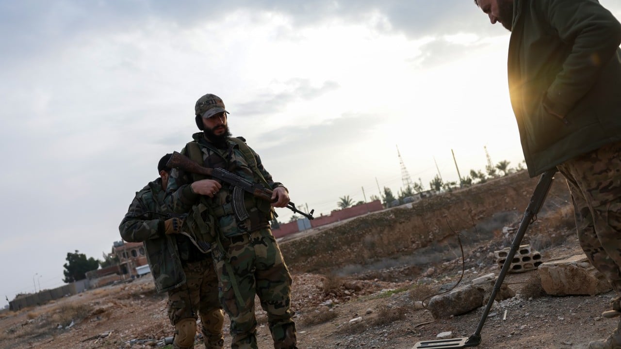 Foto - Teröristlerin kazdığı tünelden neler çıktı neler! Bu da Terör örgütü YPG metrosu