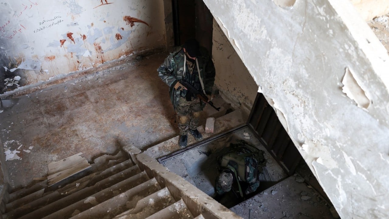 Foto - Teröristlerin kazdığı tünelden neler çıktı neler! Bu da Terör örgütü YPG metrosu