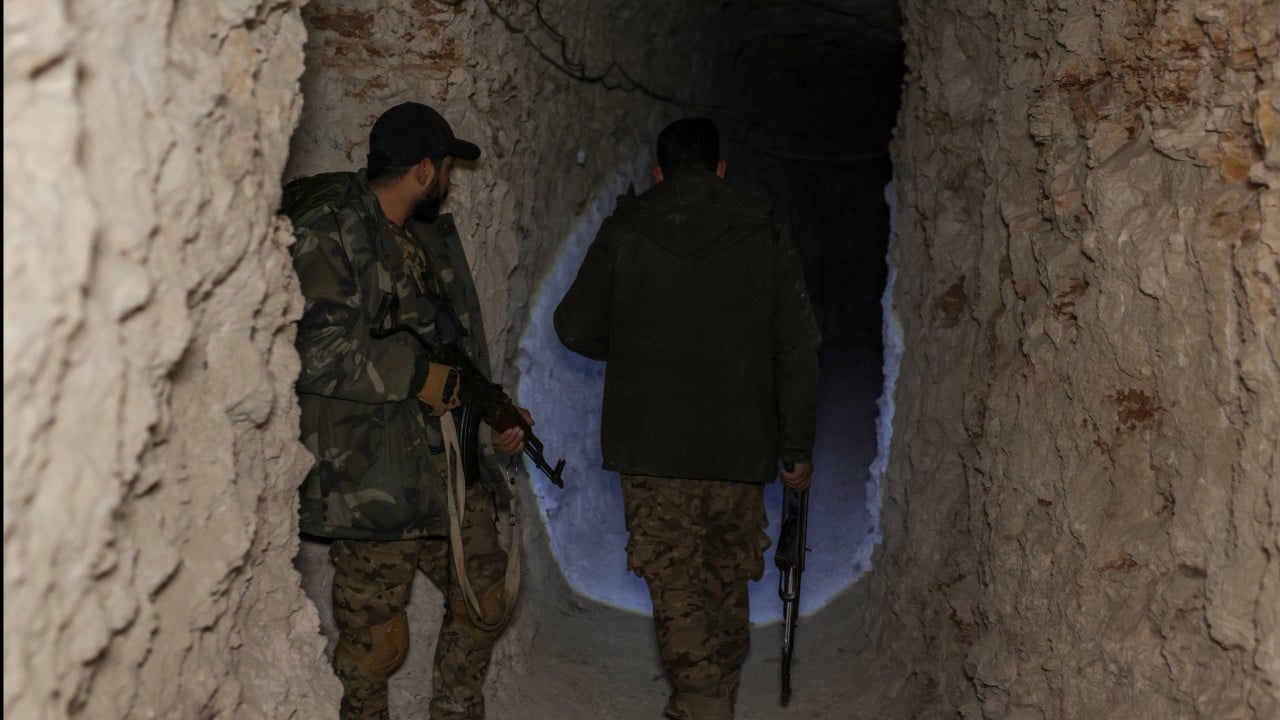 Foto - Teröristlerin kazdığı tünelden neler çıktı neler! Bu da Terör örgütü YPG metrosu