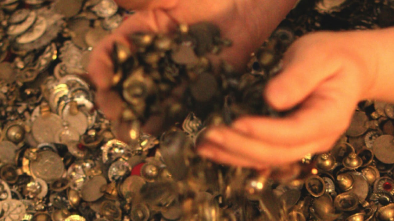 Foto - Artık çalışmasına gerek kalmayacak: Evin bodrumundan çıkanlar şok etti!