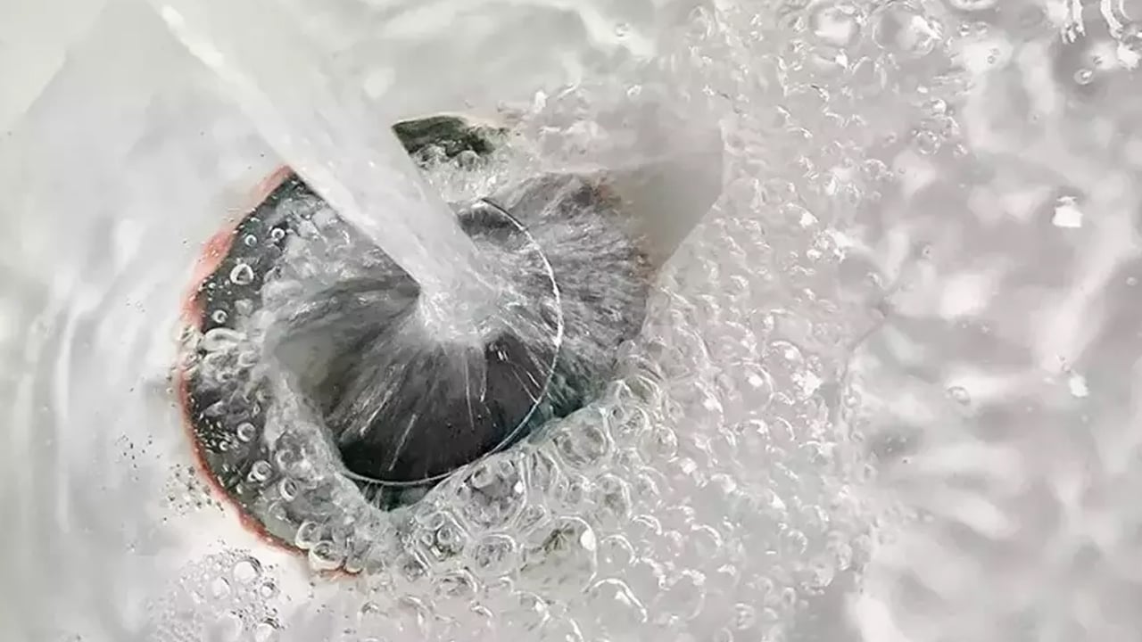 Foto - Tesisatçılar sır gibi saklıyordu! İşte tıkanan lavaboyu şipşak açan yöntem! Birçok kişinin evinde var: Su tesisatçısı sırrı