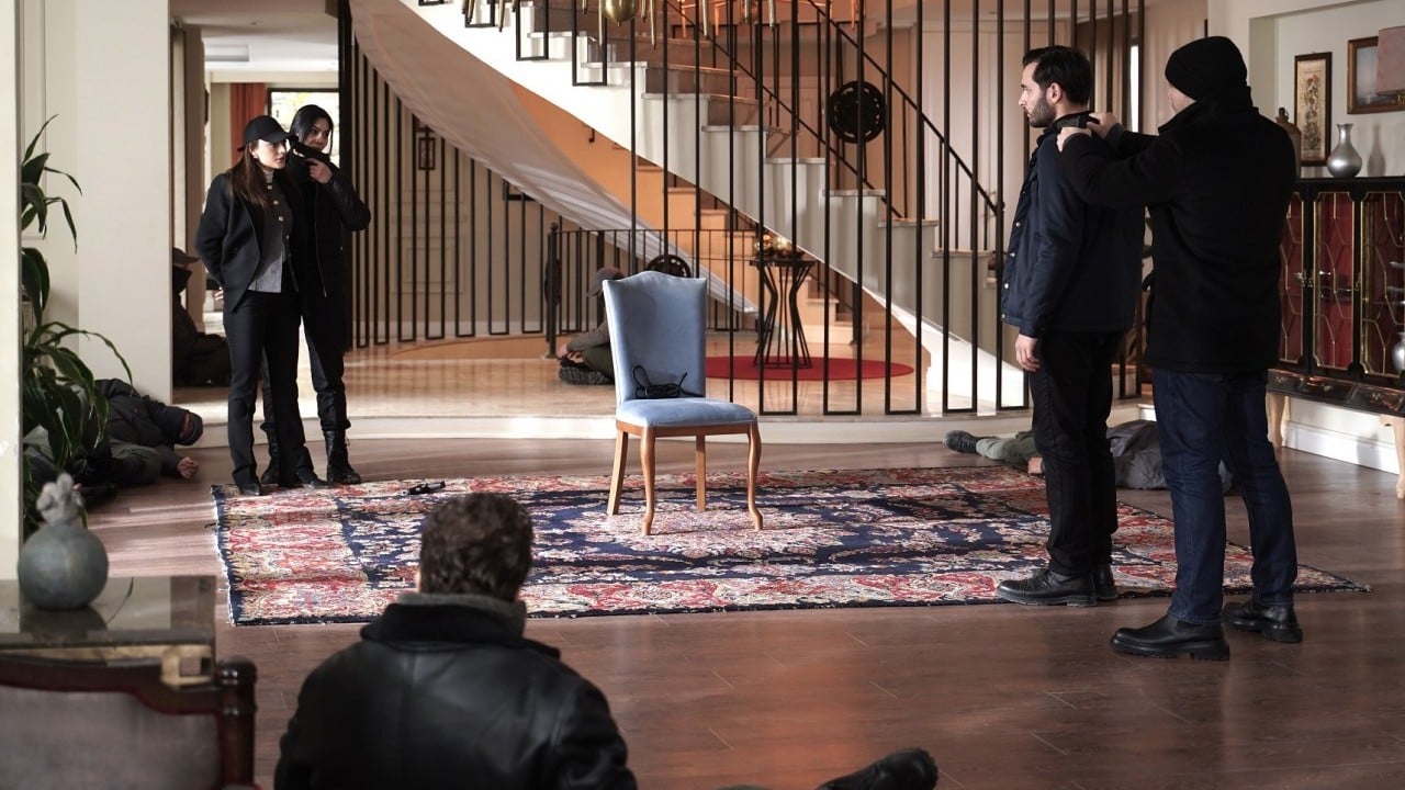 Foto - Teşkilat dizisinde ses getirecek bölüm! Reytingler patlayacak: Hamdi çıkmazda kalırken Ejder ise...