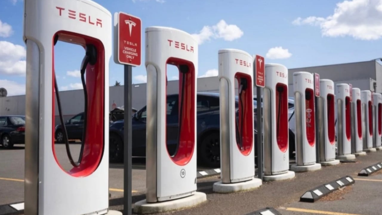 Foto - Tesla sahiplerine bir şok daha : Fiyatlara ikinci kez zam geldi!