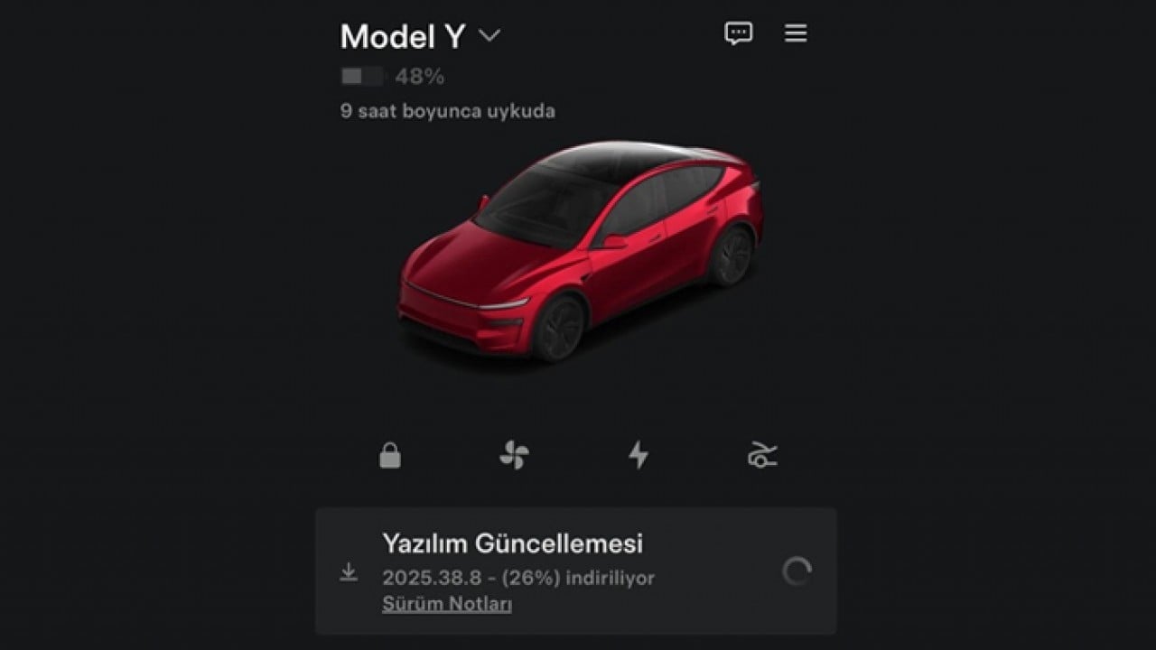 Foto - Tesla şaşırttı! Wi-Fi beklemeden devreye girdi