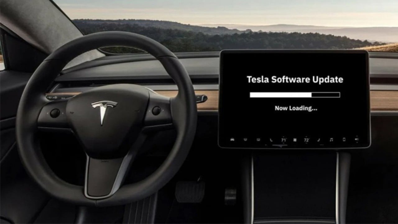 Foto - Tesla şaşırttı! Wi-Fi beklemeden devreye girdi