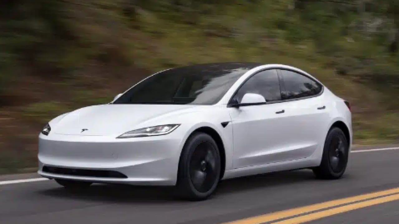 Tesla'dan ölümcül kaza ile ilgili açıklama: Sürücü gaza bastı... Araç detayı ortaya çıktı