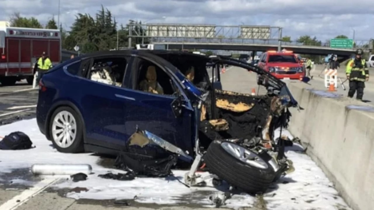 Foto - Tesla'nın otopilotu 76 yaşındaki kadının sonu oldu! Yetkililerden açıklama geldi!