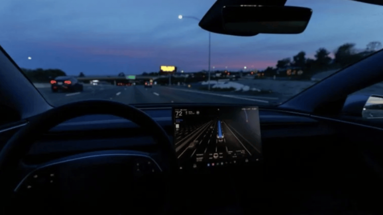 Foto - Tesla'nın otopilotu 76 yaşındaki kadının sonu oldu! Yetkililerden açıklama geldi!