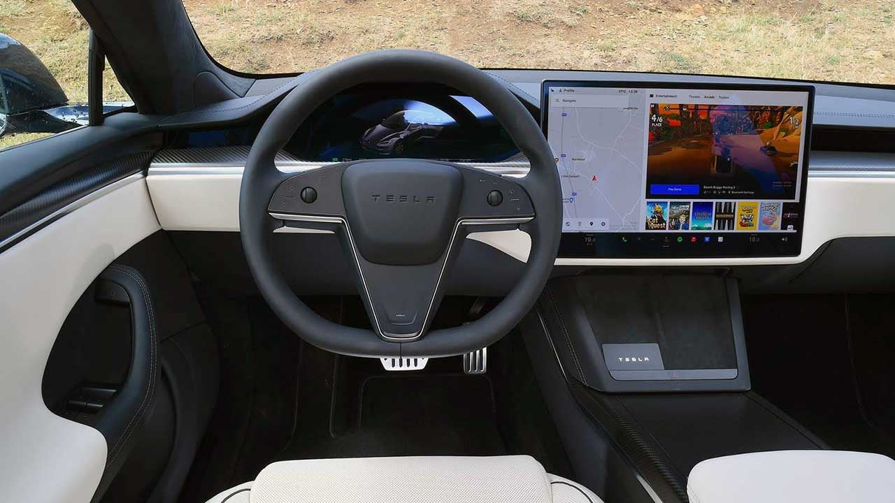 Tesla'nın sistemi abartılıyor mu? Veriler her şeyi anlatıyor