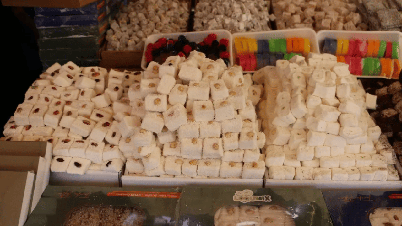 Foto - Tezgahlarda yoğunluk başladı! Bayram adetini yerine getiriyorlar!