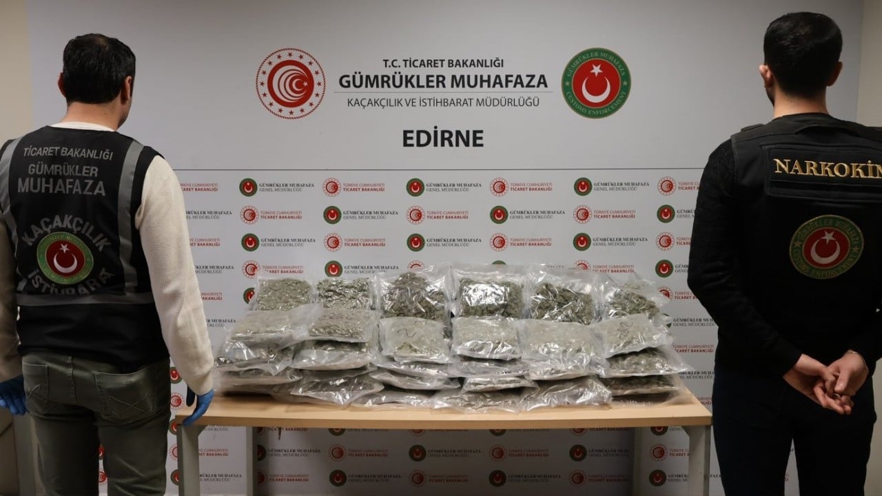 Foto - Ticaret Bakanlığı açıkladı! Gümrükler Muhafaza ekiplerinden zehir tacirlerine operasyon