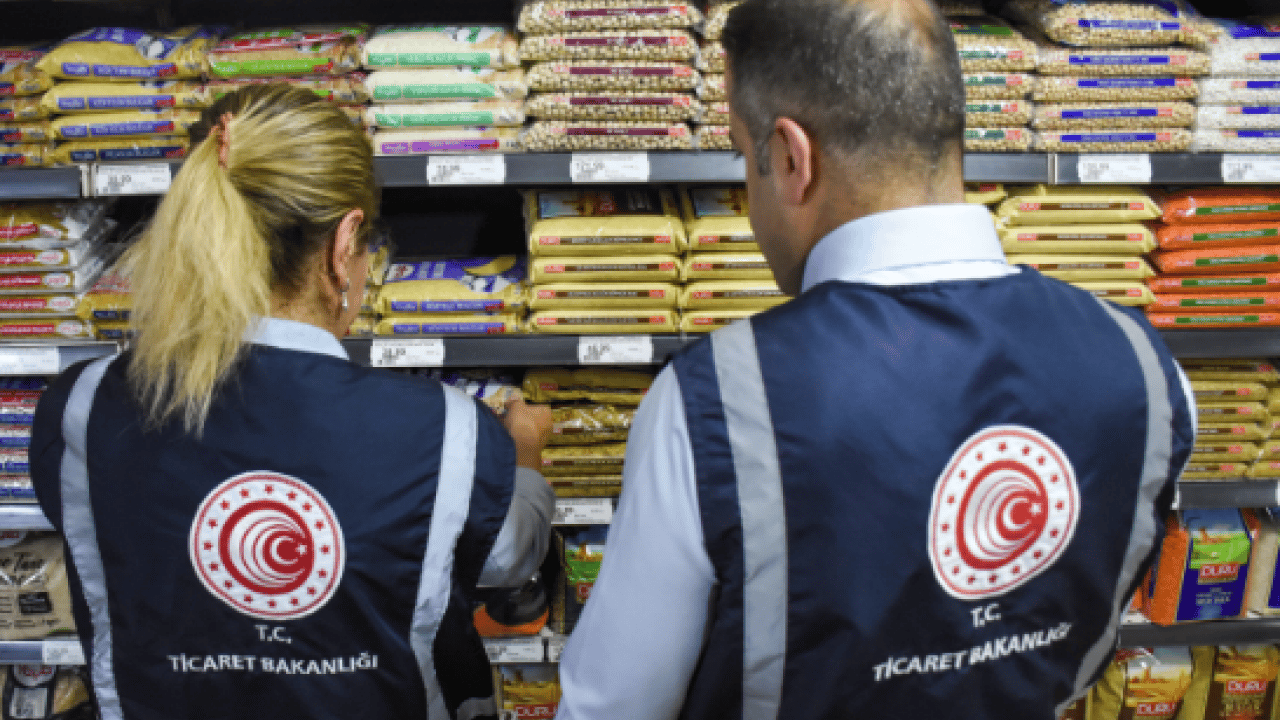Foto - Ticaret Bakanlığı göz açtırmıyor! Bayram öncesi marketlerde hile denetimi